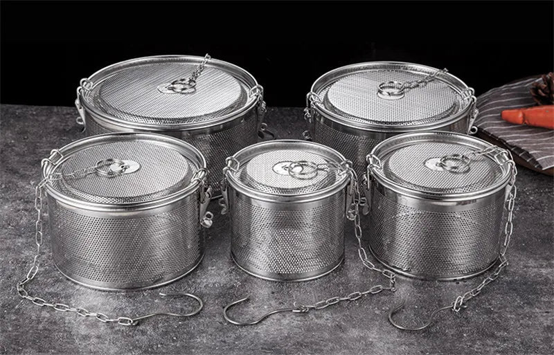 304 Stainless Steel Round Hole Seasoning Bag — Spice, Gravy & Soup Strainer Basket for Brine, Hot Pot, and Slag Separation