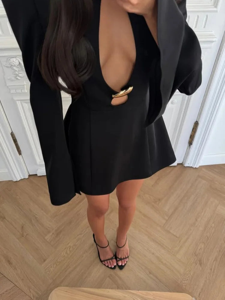 CNYISHE Women’s Metal Buckle Hollow Out Bodycon Dress – Long Sleeve O-Neck Sexy Club Sheath Chic Autumn Fashion Slim Fit Robe