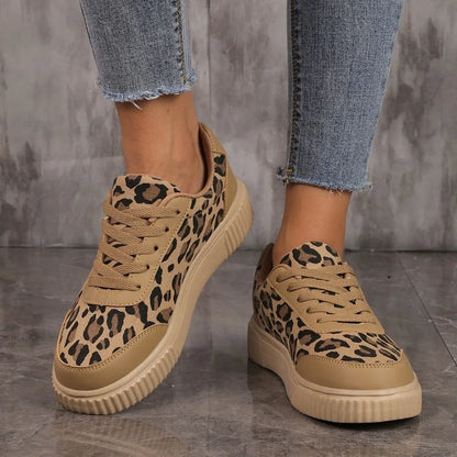 Women’s 2025 Leopard Print Sneakers – Retro Casual Shallow Mouth Chunky Shoes, Comfortable Versatile Spring Footwear