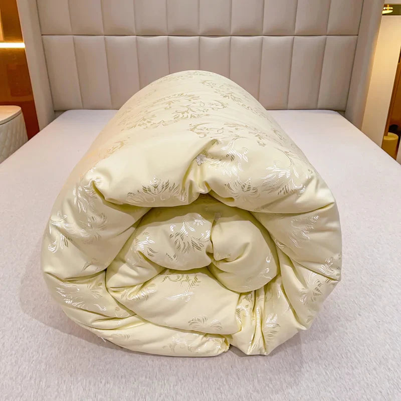 100% Natural Mulberry Silk Comforter - Summer Cool & Winter Warm Duvet, King, Queen, Twin & Single Bedding Quilt