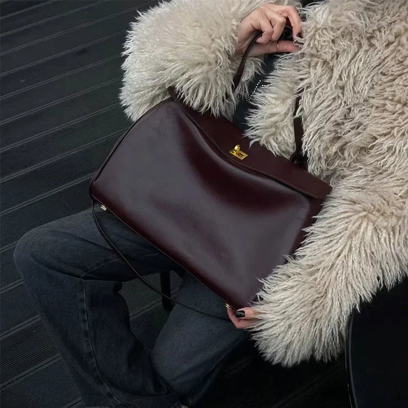 New Rodeobag Leather Kelly Bag — Women’s Large Capacity Fashion Handbag with Advanced Lock, High-End Underarm Bag
