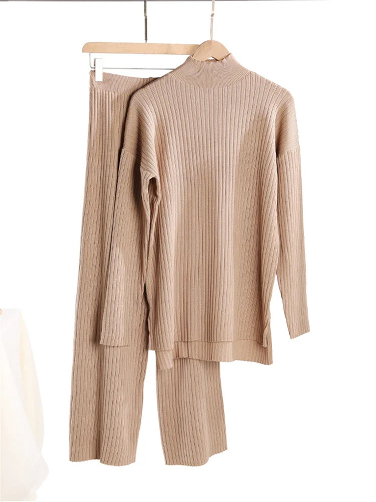 Women’s 2-Piece Autumn & Winter Knitted Tracksuit – Turtleneck Sweater with Straight Jogging Pants Set