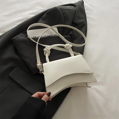 Women’s Solid Color Crossbody Shoulder Bag – Simple Casual Small Square Trendy Diagonal Handbag for Autumn Everyday Use