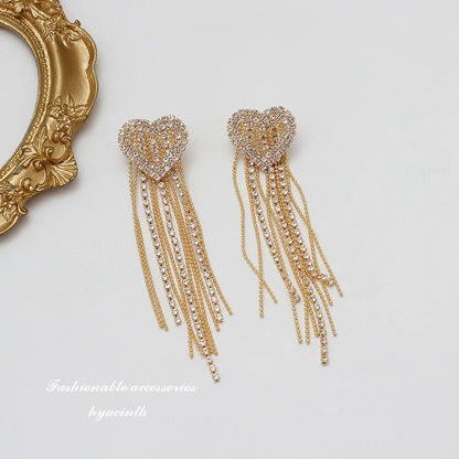 Retro Daisy Flower Earrings - Elegant Small Floral Jewelry for Women Party Gifts