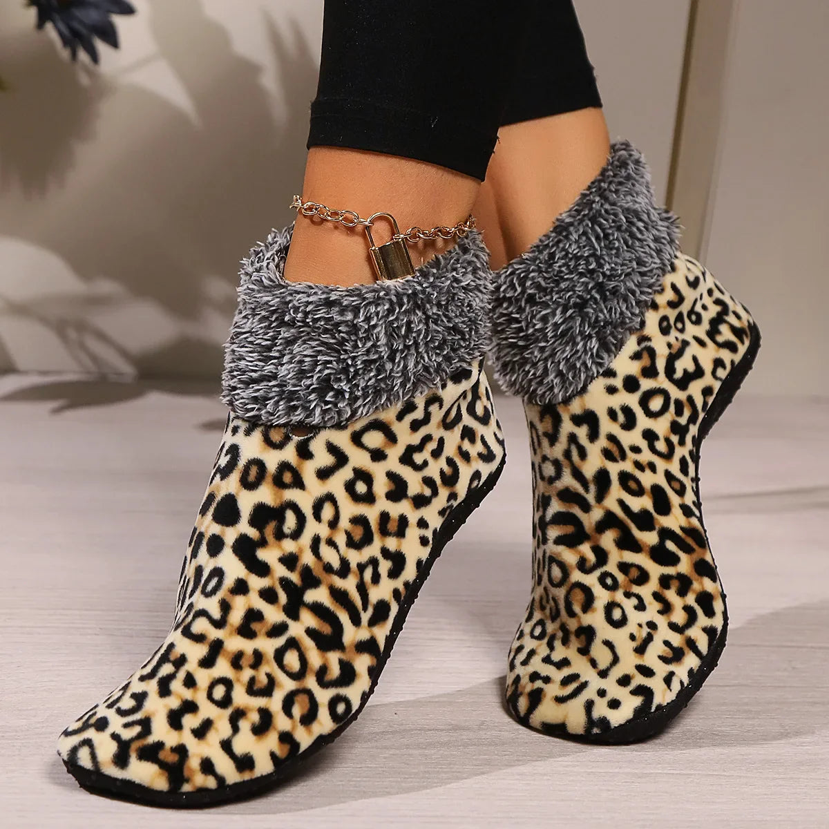 Leopard Print Floor Socks – Warm Non-Slip Home Socks for Women & Men, Fall Winter Sleep Slippers