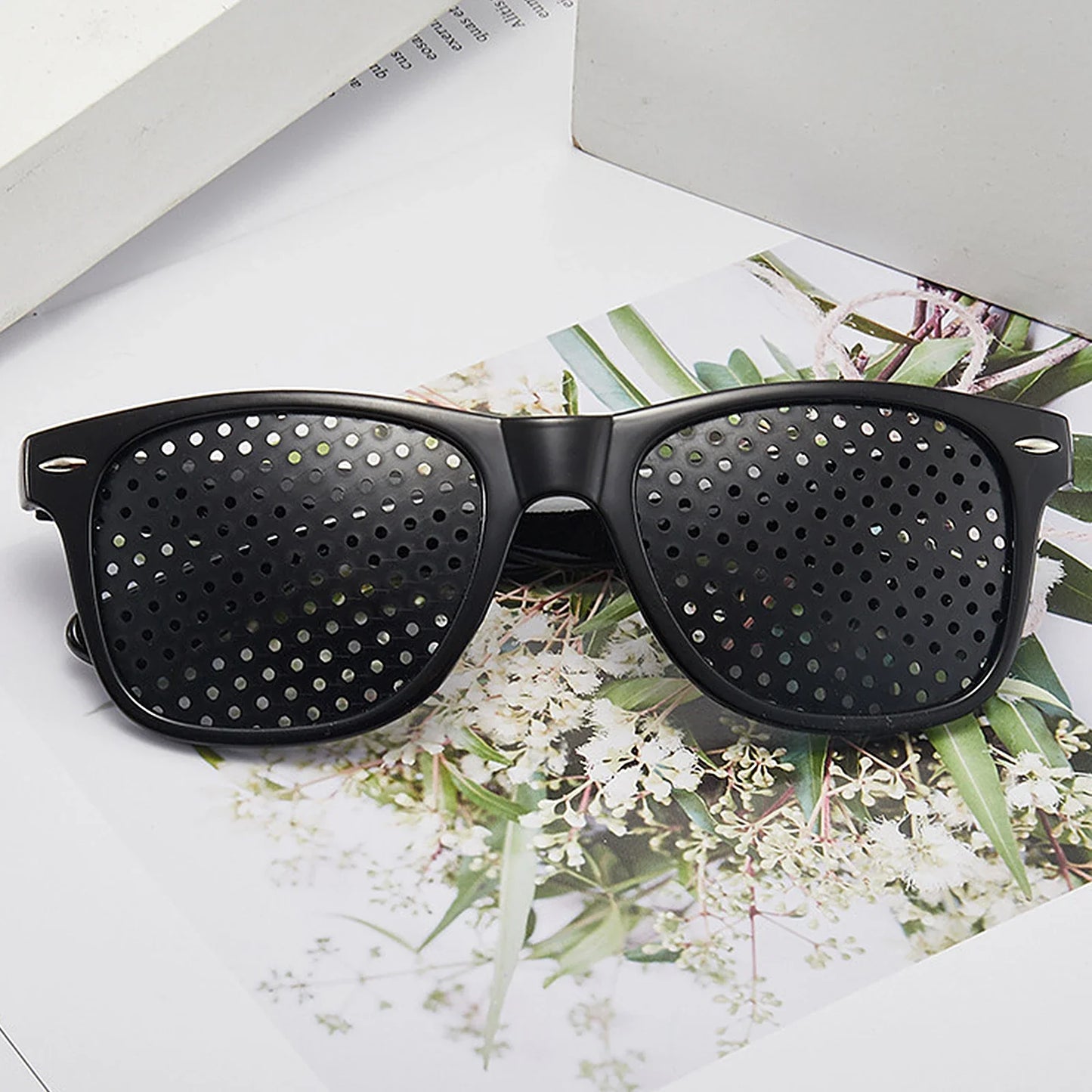 Anti-Myopia Astigmatism Vision Correction Glasses - Pin Hole Design for Men and Women, Effective Eye Fatigue Relief and Eyesight Improvement