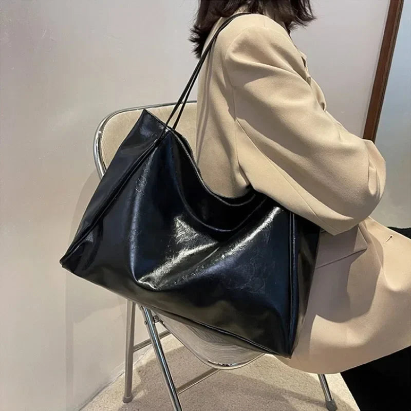 Women’s PU Leather Tote Bag – Large Capacity Soft Underarm Shoulder & Crossbody Bucket Bag Retro Casual Portable Handbag