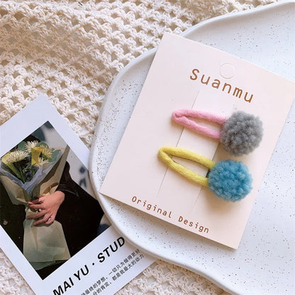 2PCS Colorful Pompom Hair Clips for Girls – Cute Plush Ball Barrettes & Hairpins Accessories