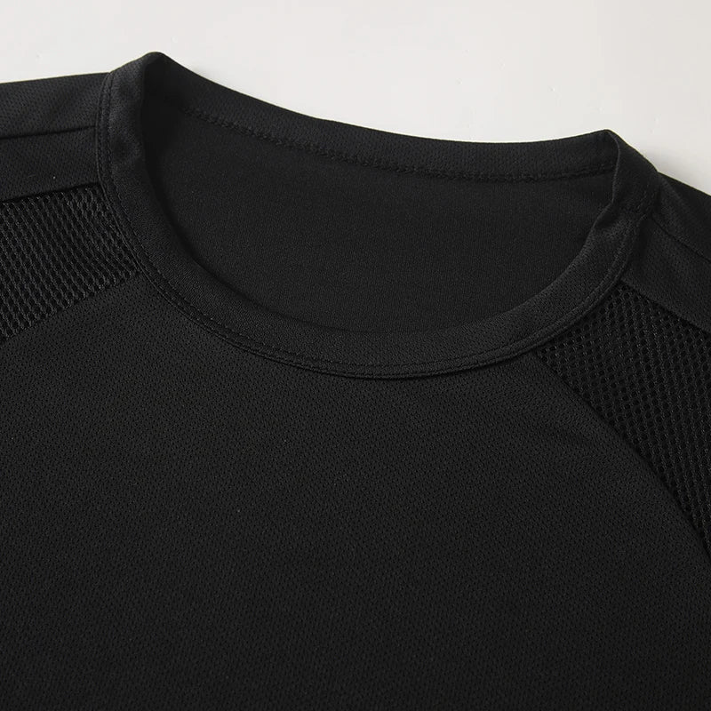 Men’s Summer Solid Color T-Shirt – Round Neck Short Sleeve Athletic Fitness Sports Top (Black & White, 1–2 PCS)