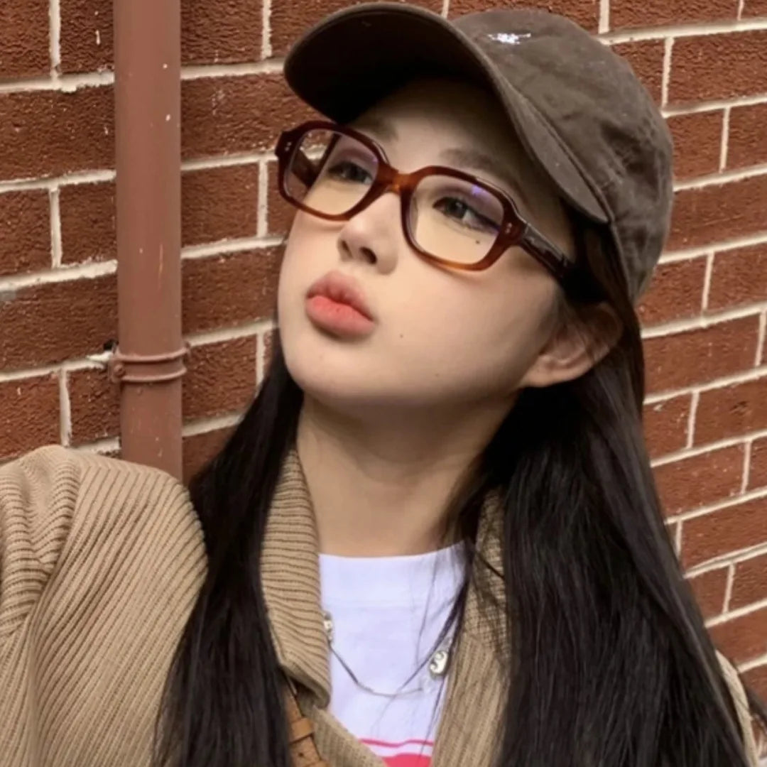 Retro Square Oval Blue Light Glasses – Thick Red Frame Korean Fashion Eyewear for Women