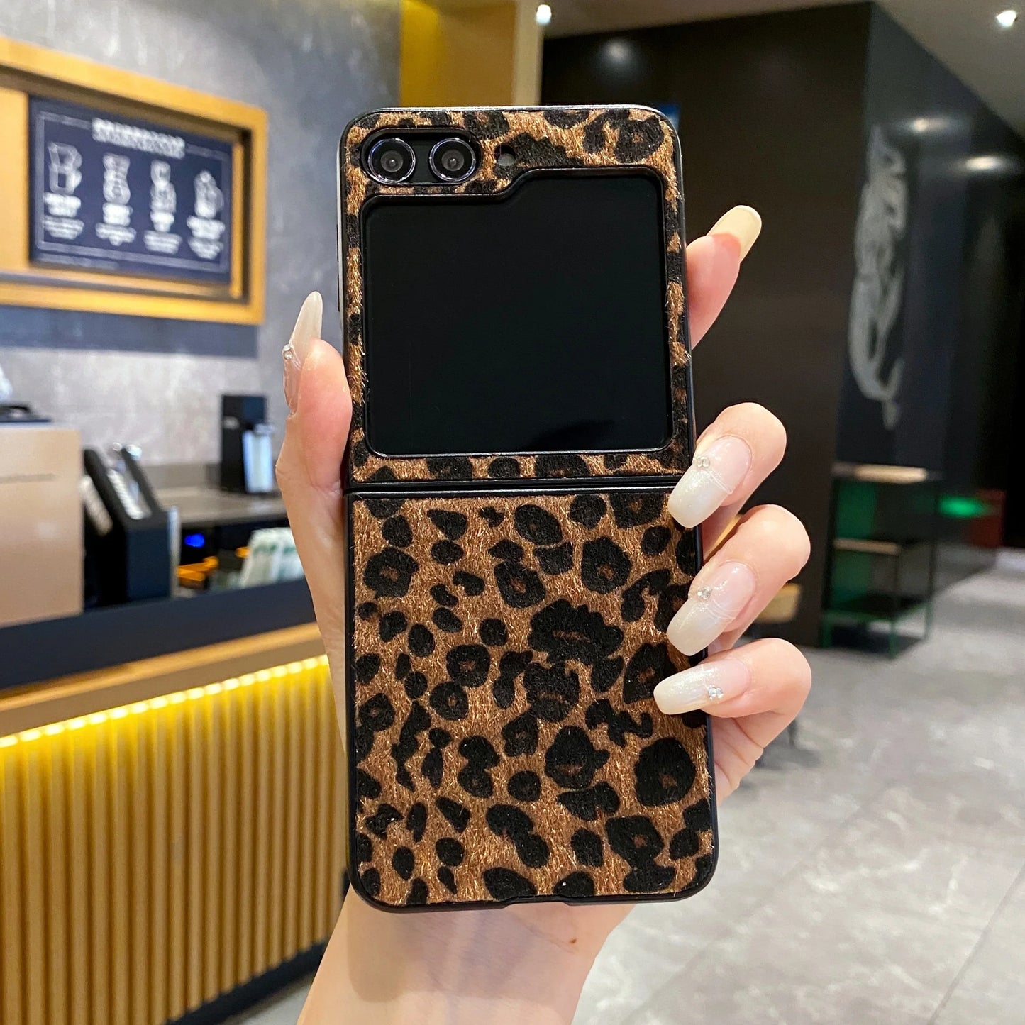 Leopard Plush Leather Textured Case for Samsung Galaxy Z Flip 8/7/6/5/4/3 FE - Fashion Soft Protective Phone Cover