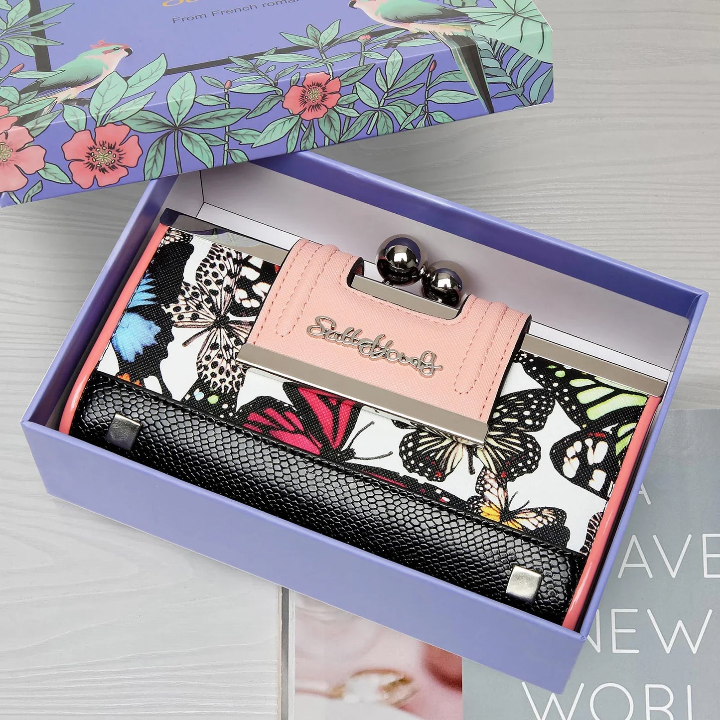 Women’s Leather Wallet — Large Capacity Long Purse with 10 Card Slots and Clips, Zero SY5025
