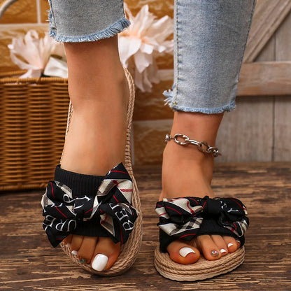 Women’s Diamond Flower Flip Flops - Non-Slip Flat Beach Sandals for Vacation & Casual Wear