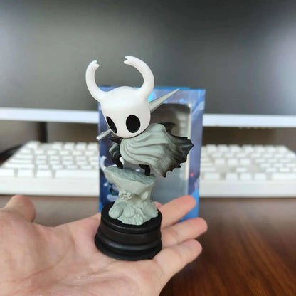 Anime Hollow Knight Figures #2195 Knight & #2196 Hornet – 11cm Action Toy Collectible Gift