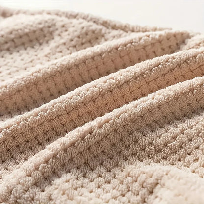 Women's Wearable Quick-Dry Bathrobe Towel – Soft 280gsm Spa Wrap with Contemporary Gnham Design