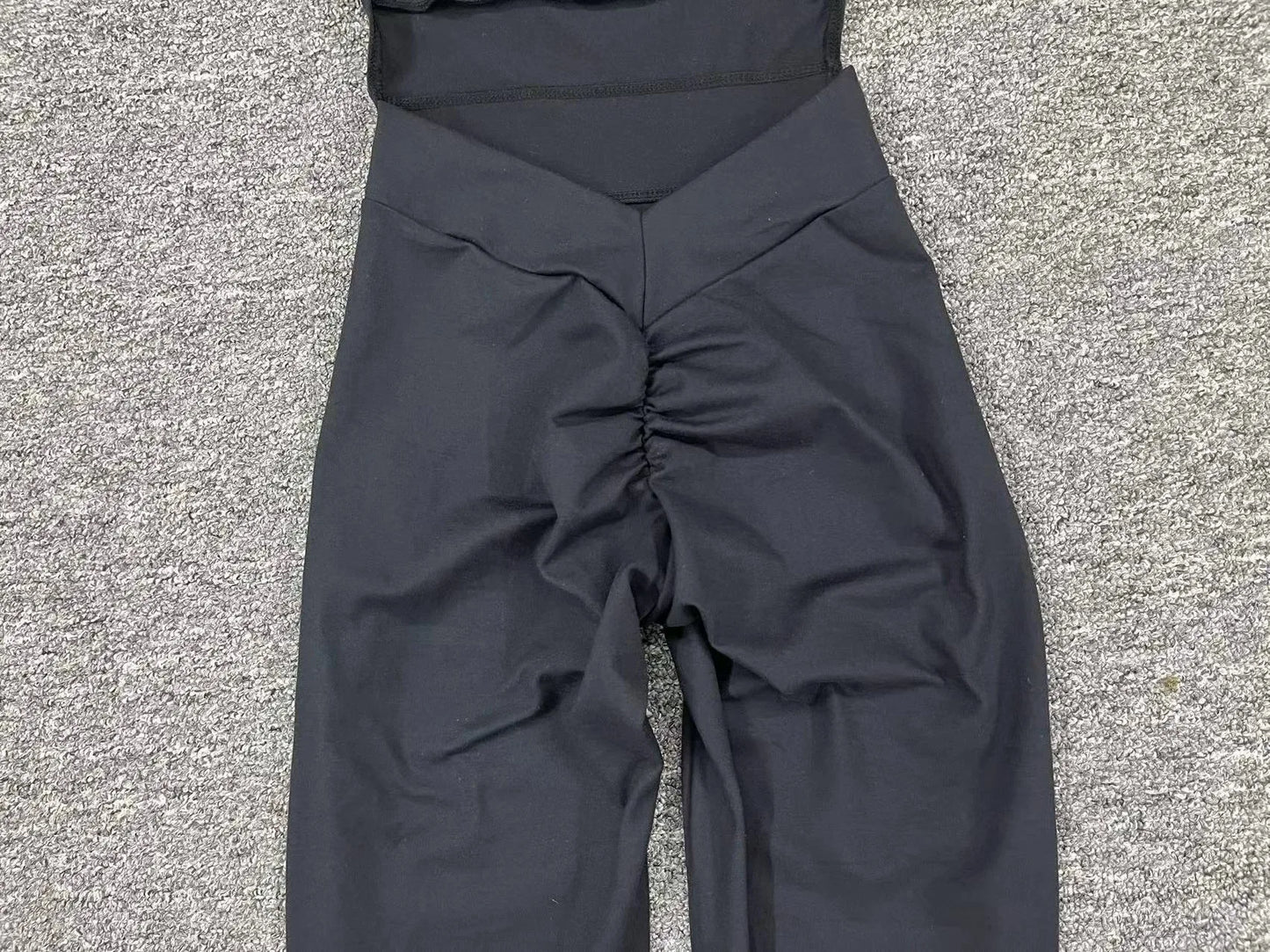 Women’s Black Sporty Jumpsuit – 2025 Workout Yoga Gym Set with Push-Up Fitness Overalls