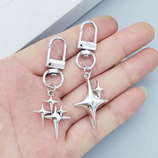 Star & Moon Alloy Keychain Pendant – Creative Four-Pointed Star Key Ring Bag Backpack Charm for Women & Men Jewelry Gift Accessories