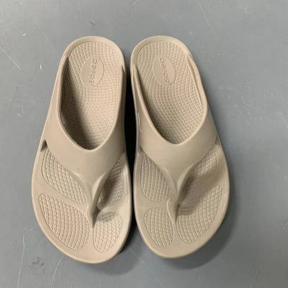 OOFOS Original Recovery Sandals – Lightweight Soft Sole Comfort Slides for Men & Women Indoor, Home & Beach Use