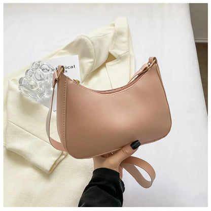Fashionable Women's Underarm Bag – Stylish and Trendy Handbag