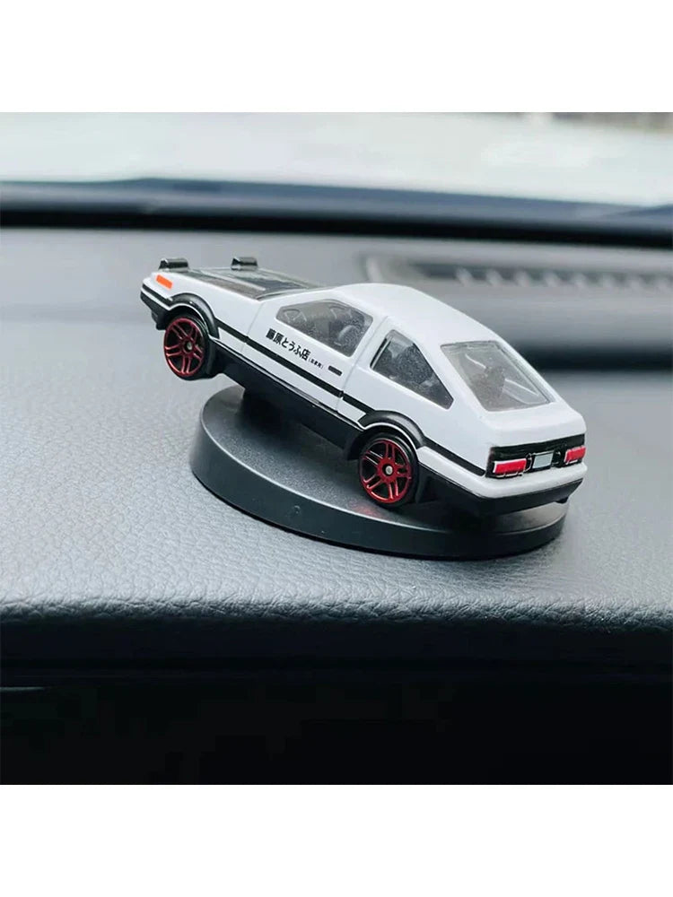 Car Dashboard Ornament — Lightning McQueen & AE86 Drift Rotating Auto Decoration for Center Console
