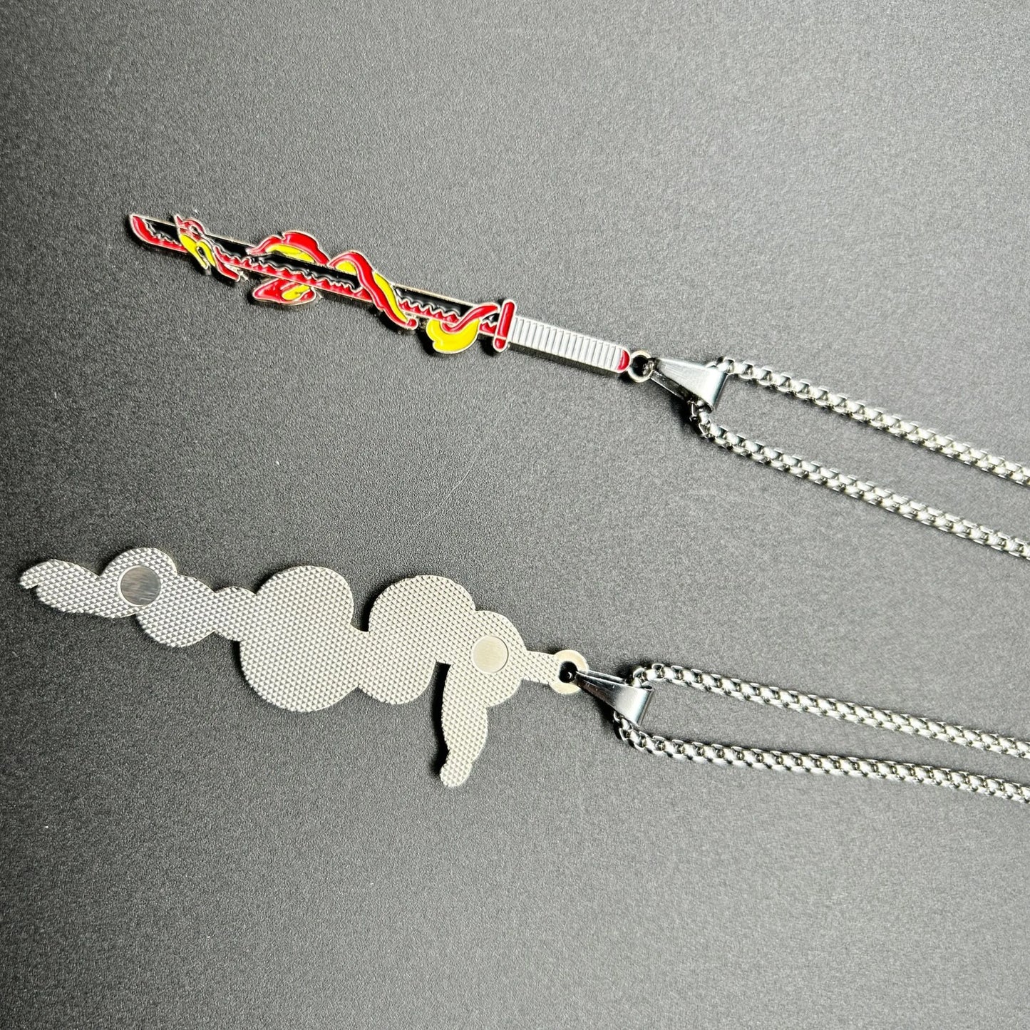 Demon Slayer Anime Necklace – Kimetsu no Yaiba Enamel Pendant Choker, Stainless Steel Cosplay Jewelry Gift