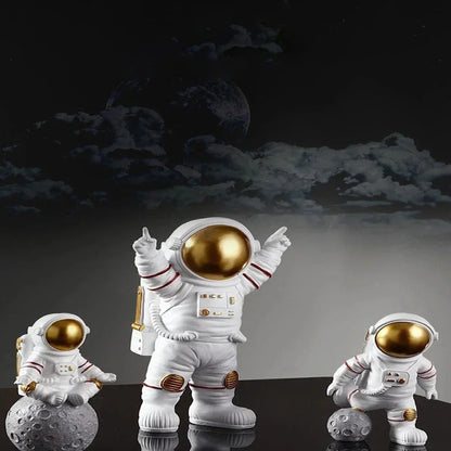 3/4pcs Astronaut Figurine Set - Spaceman Sculpture and Educational Toy - Perfect for Desktop Decor and Kids' Gift