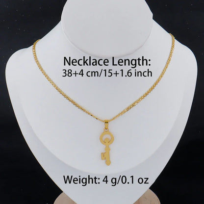 Luxury Gold Stainless Steel Letter Necklace – Minimalist Women’s Jewelry for Daily Wear & Gift