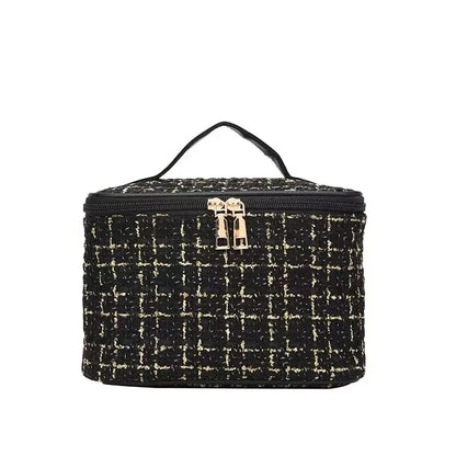 Korean-Style Large Cosmetic Bag – Instagram-Inspired Chanel-Style Ladies’ Handheld Toiletry Organizer