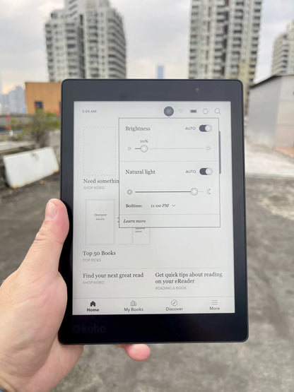 KOBO Aura One 7.8" E-Reader | 300PPI HD Carta E-Ink, IPX8 Waterproof, 8GB WIFI, Two-Color Light