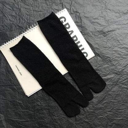 Unisex Combed Cotton Split Toe Tabi Socks – Comfortable Two-Toe Harajuku Style Socks for Men & Women High Quality Cotton