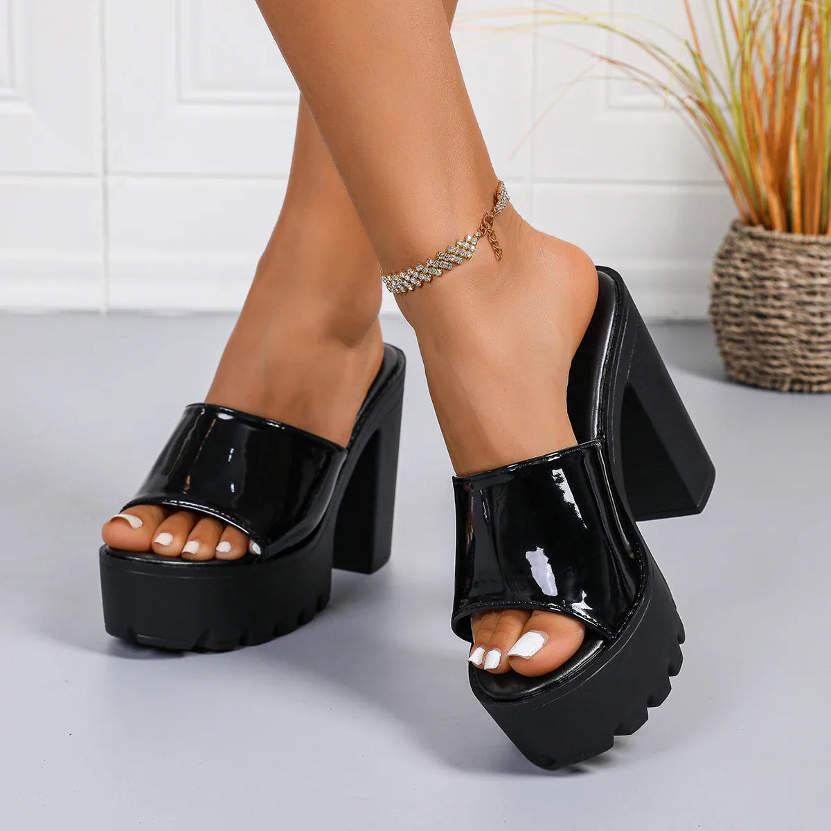 Women’s Summer Platform Sandals – Chunky High Heels for Banquet, Nightclub & Outdoor Elegant Fashion Shoes