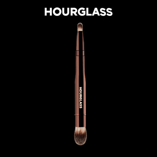 Hourglass No.28 Double-Head Retractable Makeup Brush – Multifunctional Concealer & Highlighter Face Brush