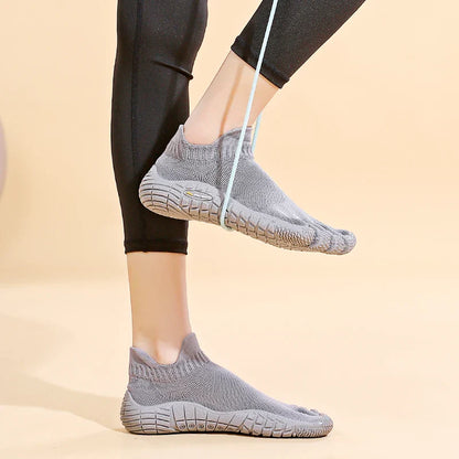 GallonShark Five Finger Shoes — Split Toe Soft-Soled Fitness Shoes for Men & Women, Pilates Yoga Sandals