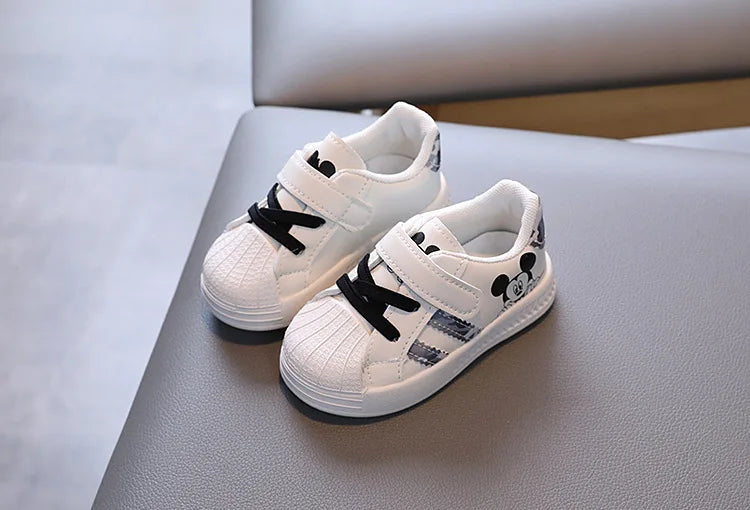 Children’s Casual Sports Shoes — Boys & Girls Soft-Soled Small White Shoes, Fashionable & Comfortable Sneakers