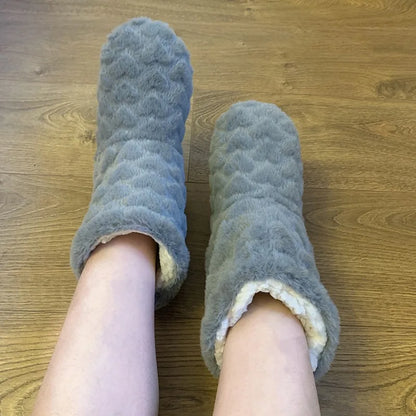 Thick Thermal Winter Socks — Plus Velvet Anti-Slip Home Slipper Socks for Men & Women, Warm Christmas Footwear