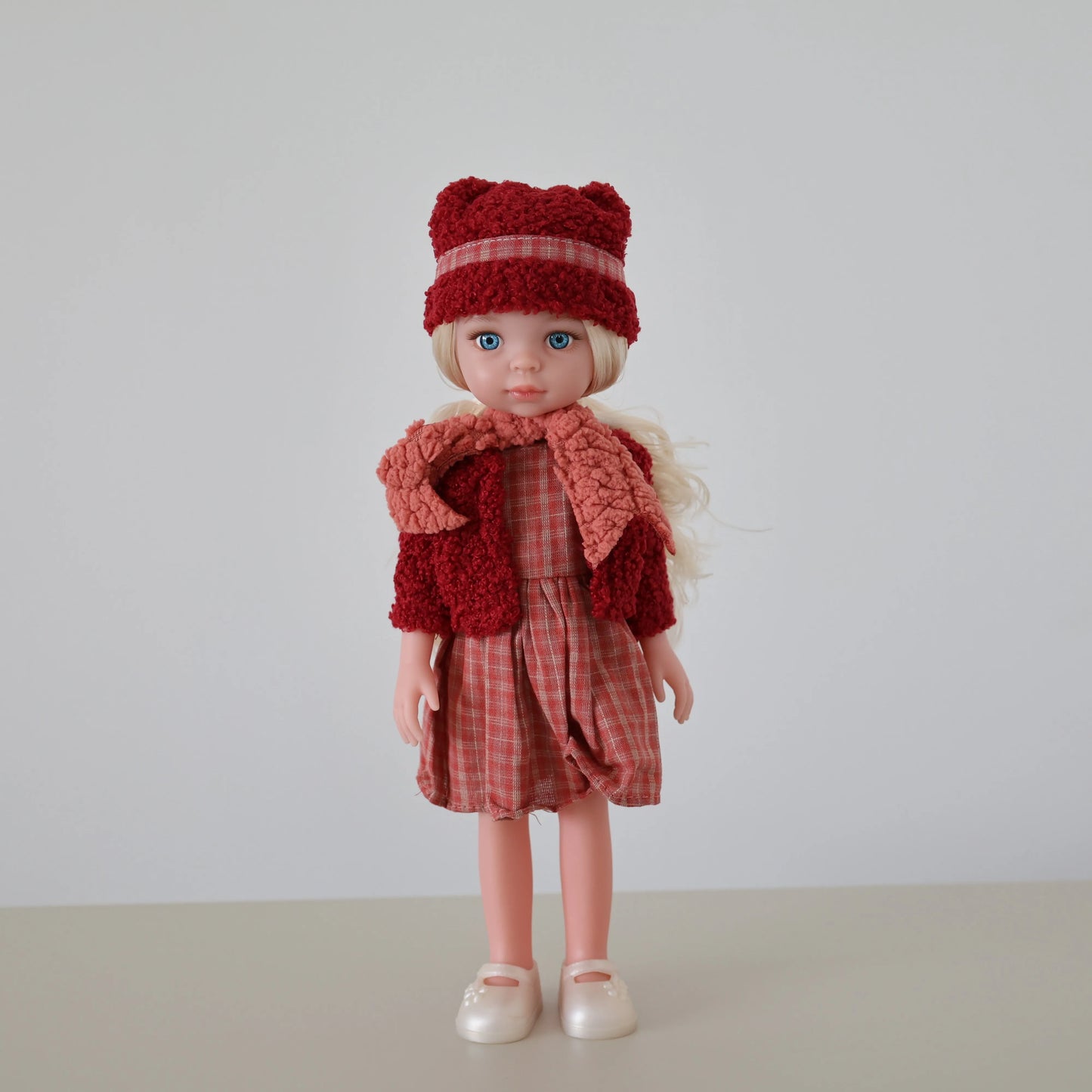 13-Inch Lifelike Girl Doll – Movable Figure with Clothes & Shoes, Realistic Toy Birthday Gift
