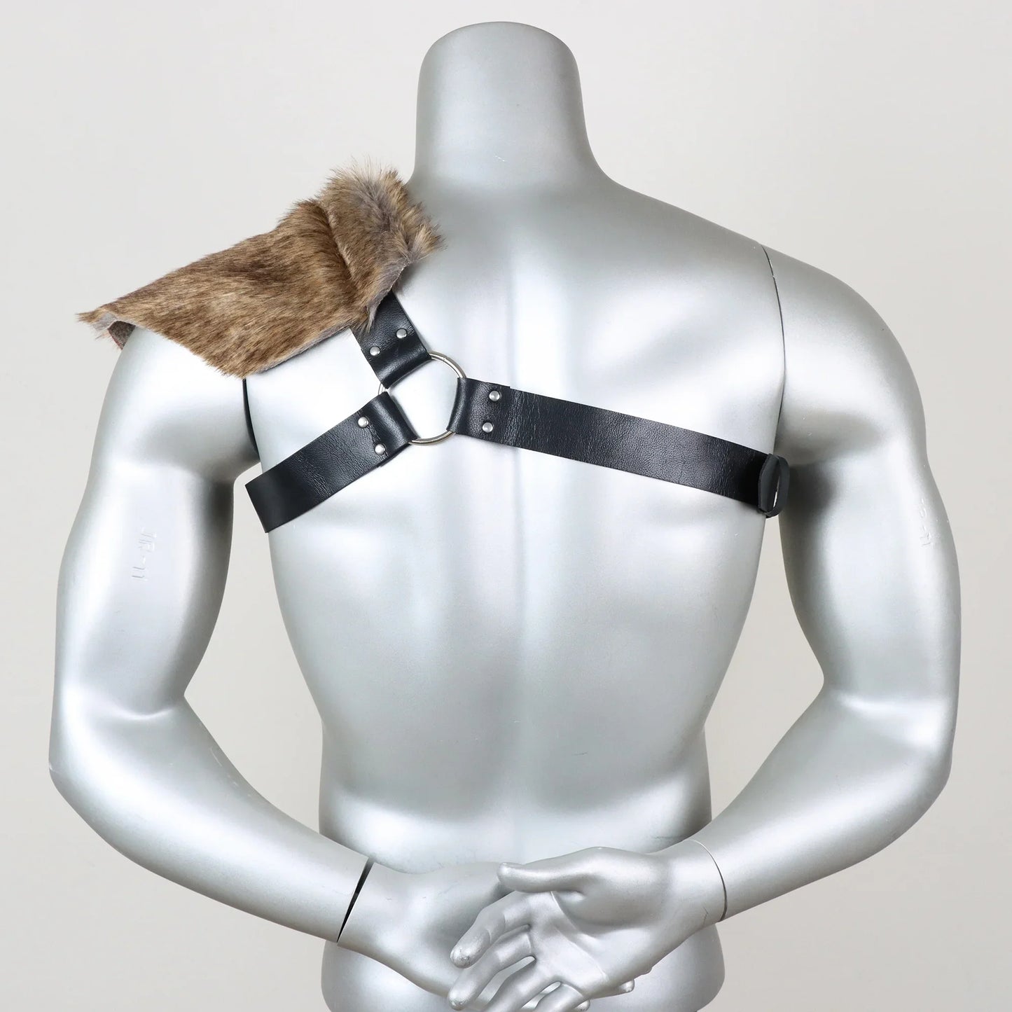UYEE Men's Medieval Viking Fur Shawl – Barbarian Shoulder Cowl Mantle with Chest Belt & Fur Capelet for Cosplay