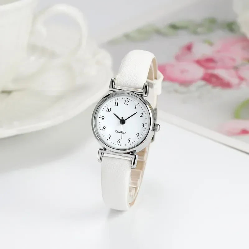 Simple Women’s Watches – Small Dial Quartz Wristwatches, Popular Round Leather Clock for Girls – Ideal Gift, Часы Женские Наручные