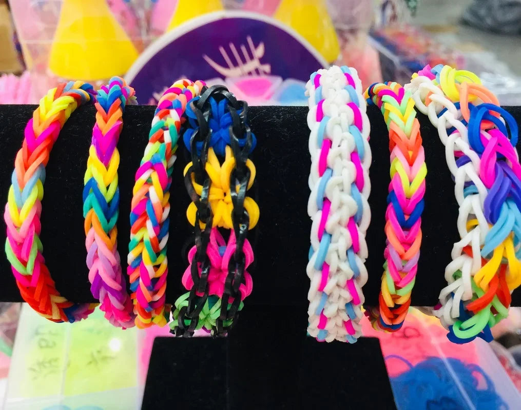 600pcs Fluorescent Glow Bracelet Kit - DIY Rubber Loom Bands for Kids Party Crafts, Wrist & Necklace Making Supplies