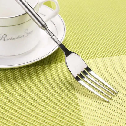 Telescopic BBQ Extendable Fork - 64CM Long Handle, Multipurpose Dinner and Fruit Fork for Meat and Desserts, Kitchen Accessory