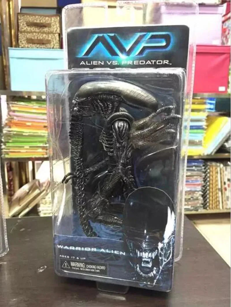NECA Grid Warrior Xenomorph Action Figure – Alien vs Predator Collectible Toy Gift