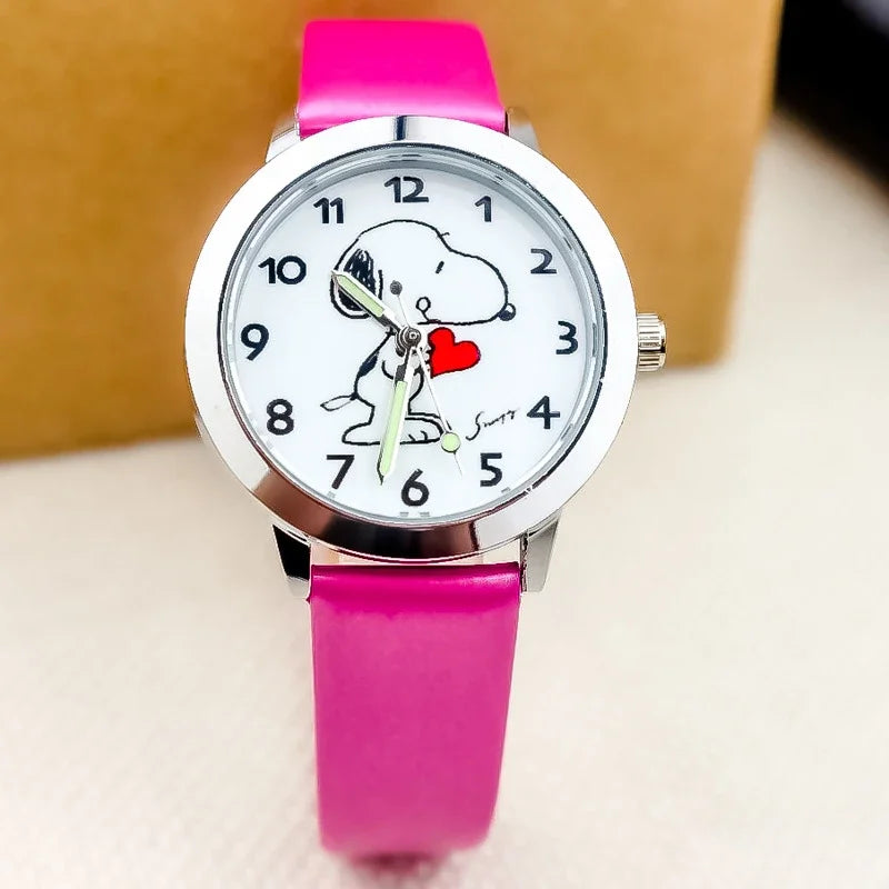 Cute Snoopy Kids Quartz Watch — Kawaii Anime Wristwatch with Colorful Luminous Hands, Fashionable Gift for Boys