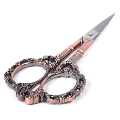 Retro Nail Art Scissors – Stainless Steel Cuticle Precision Tool for Nail Salon, Pedicure & Beauty Grooming Kit