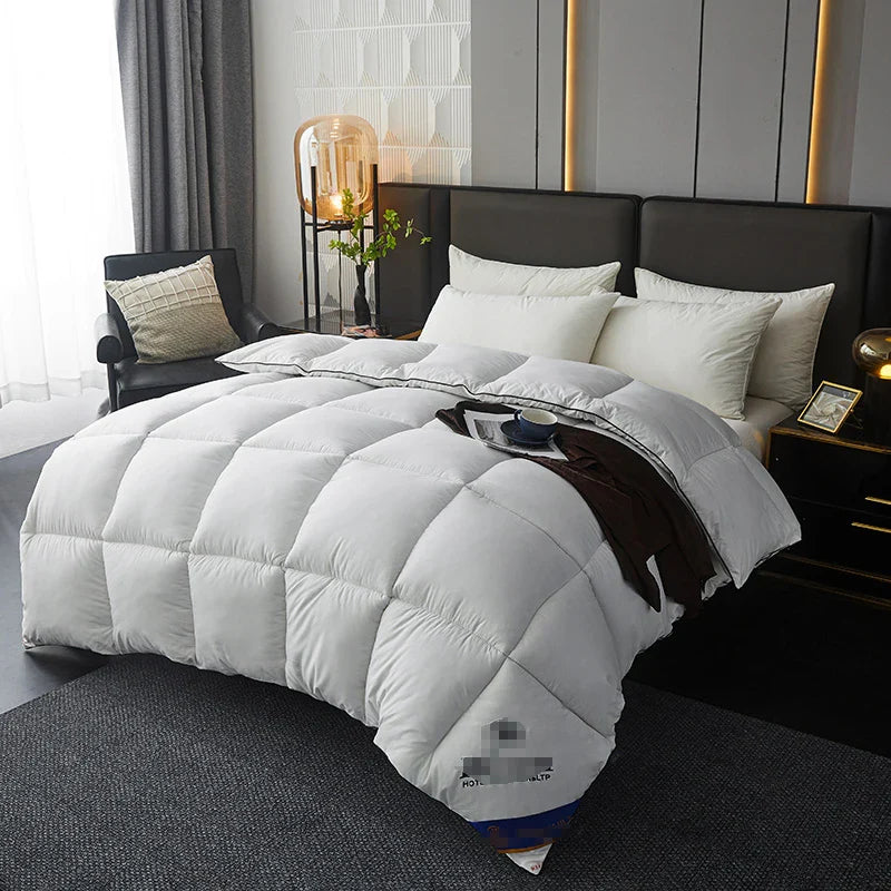 Hotel White Goose Down Duvet – 95% Fill, All-Season Quilt for Summer, Spring, Autumn & Winter