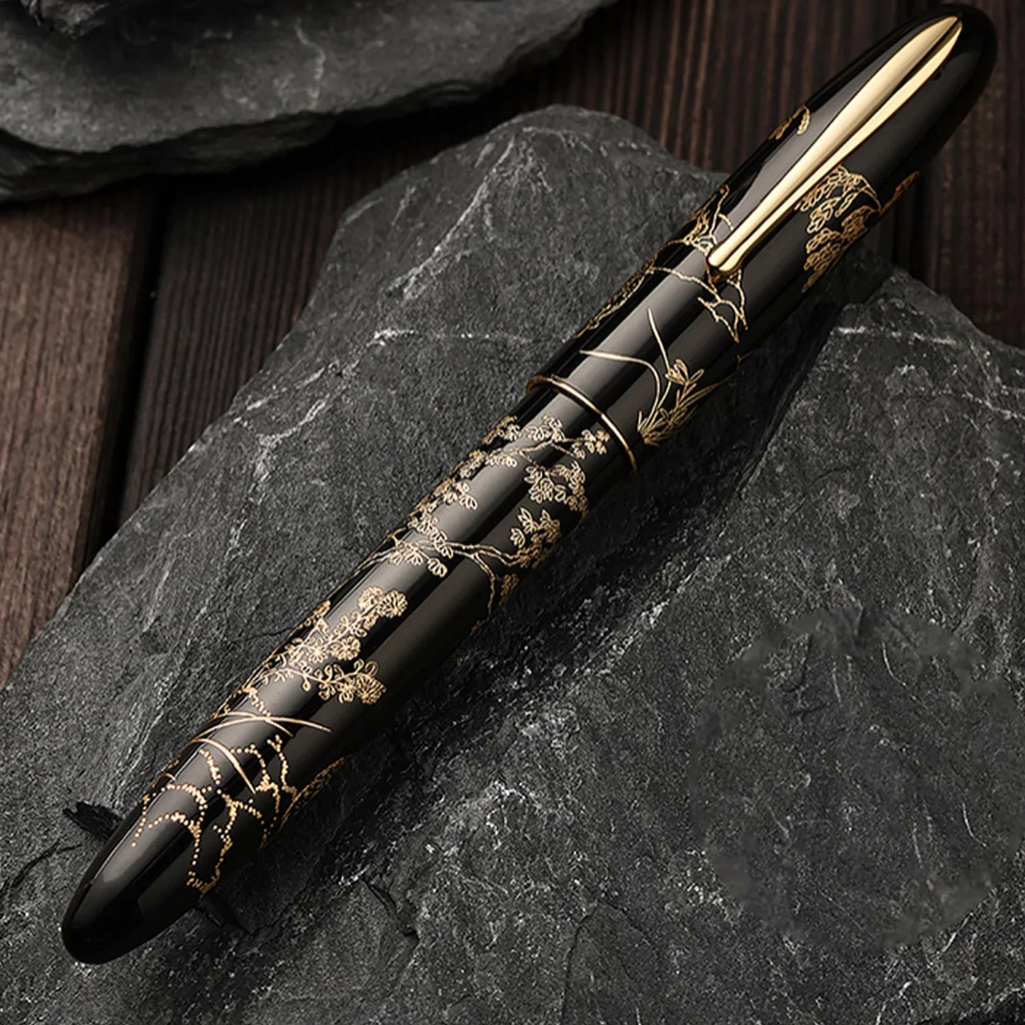 Hongdian N23 Rabbit Year Limited Edition Fountain Pen – Gold Carving High-End Writing Pen for Students & Office Gifts