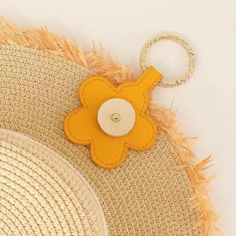 Magnetic PU Leather Hat Clip Holder for Travel – Sun Hat Keeper for Handbags, Backpacks & Luggage Accessories