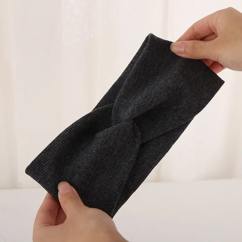Women’s Elegant Solid Cross Woolen Elastic Headband – Thickened Warm Fashion Hairband Turban Bandana for Outdoor Casual Wear