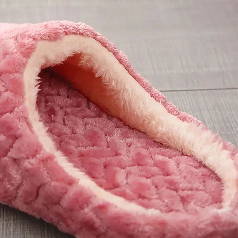 Unisex Fluffy Indoor Slippers — Soft Lightweight Anti-Slip Slides for Autumn & Winter Comfort