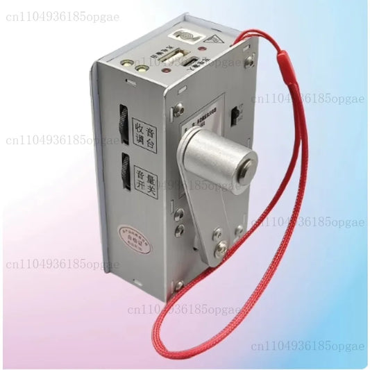 Hand Crank Generator – Multifunctional Radio, Flashlight & USB Charging Device
