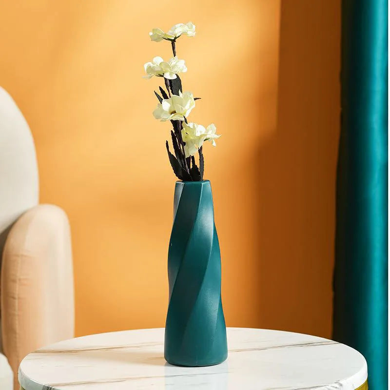 Minimalist Living Room Flower Vase - Light Luxury Decorative Vase for Dining Table, Home Decor & Dried Flower Arrangement Bottle